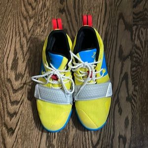 Nike PG 2.5 GS Wolverine Size 6Y / 7.5W